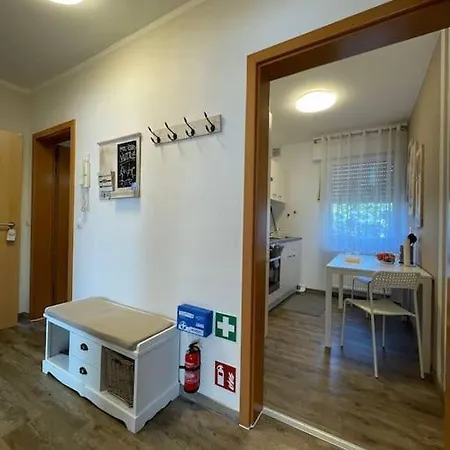 Gemuetliche In Fuer 5 Gaeste Apartment