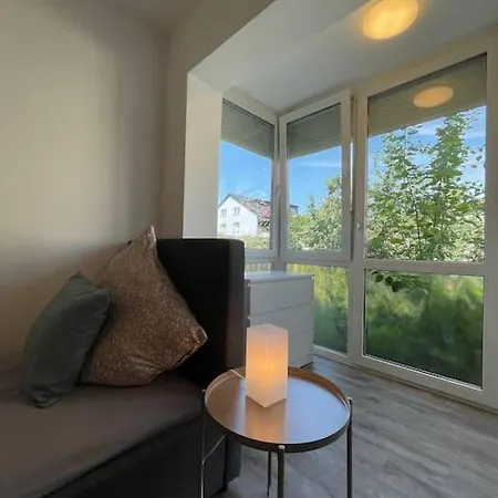 Apartment Gemuetliche In Fuer 5 Gaeste Nickenich